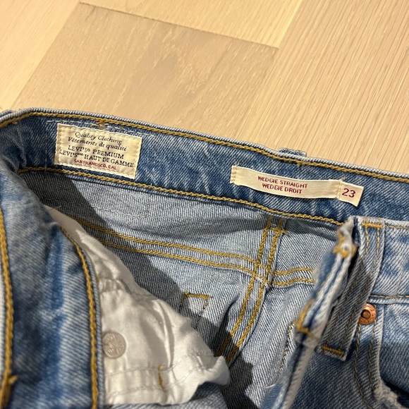 Levis Wedgie Straight Blue Jeans - Picture 4 of 6